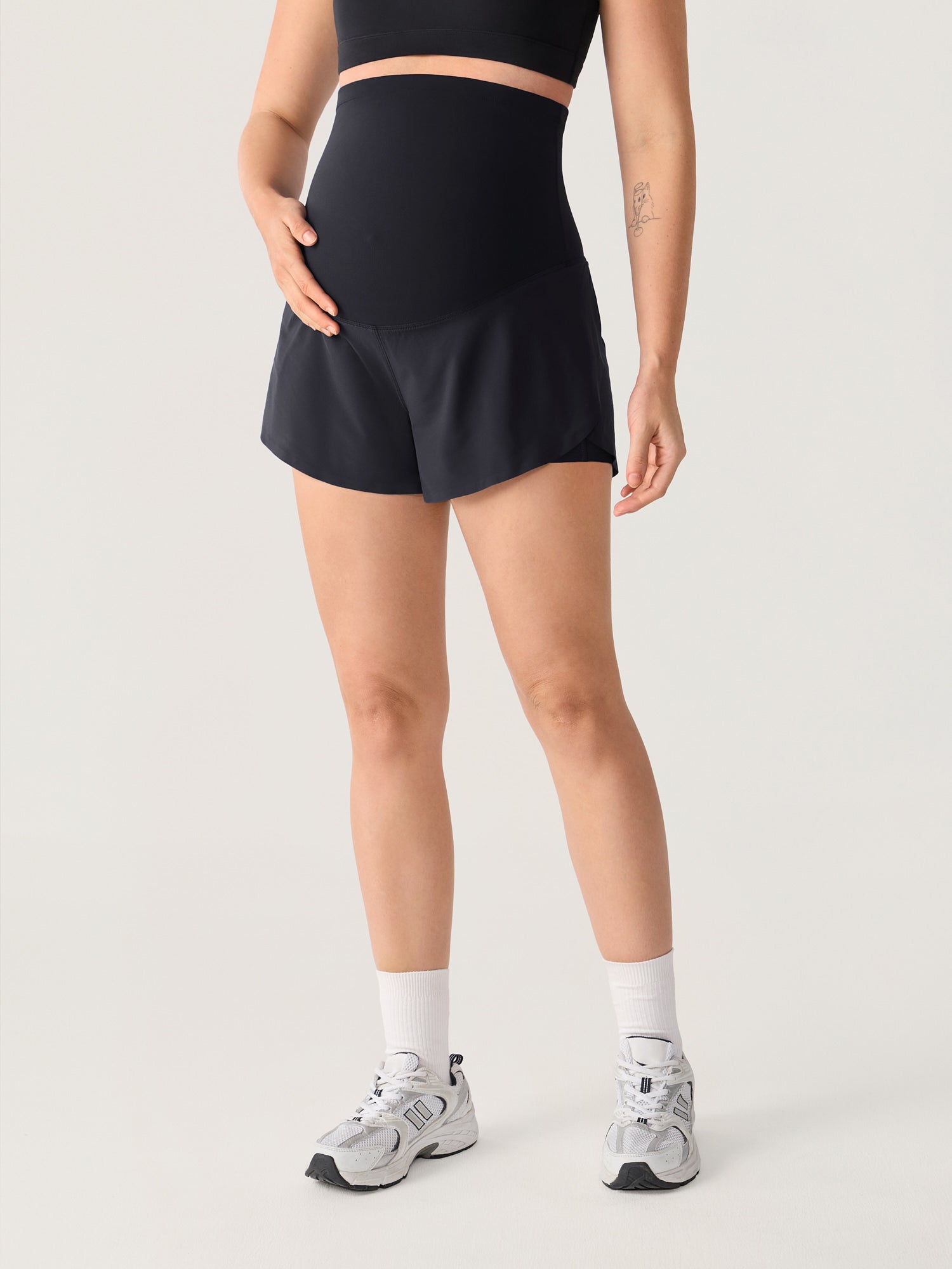 Bloomove™ Maternity Dolphin Shorts - with Inner Pockets