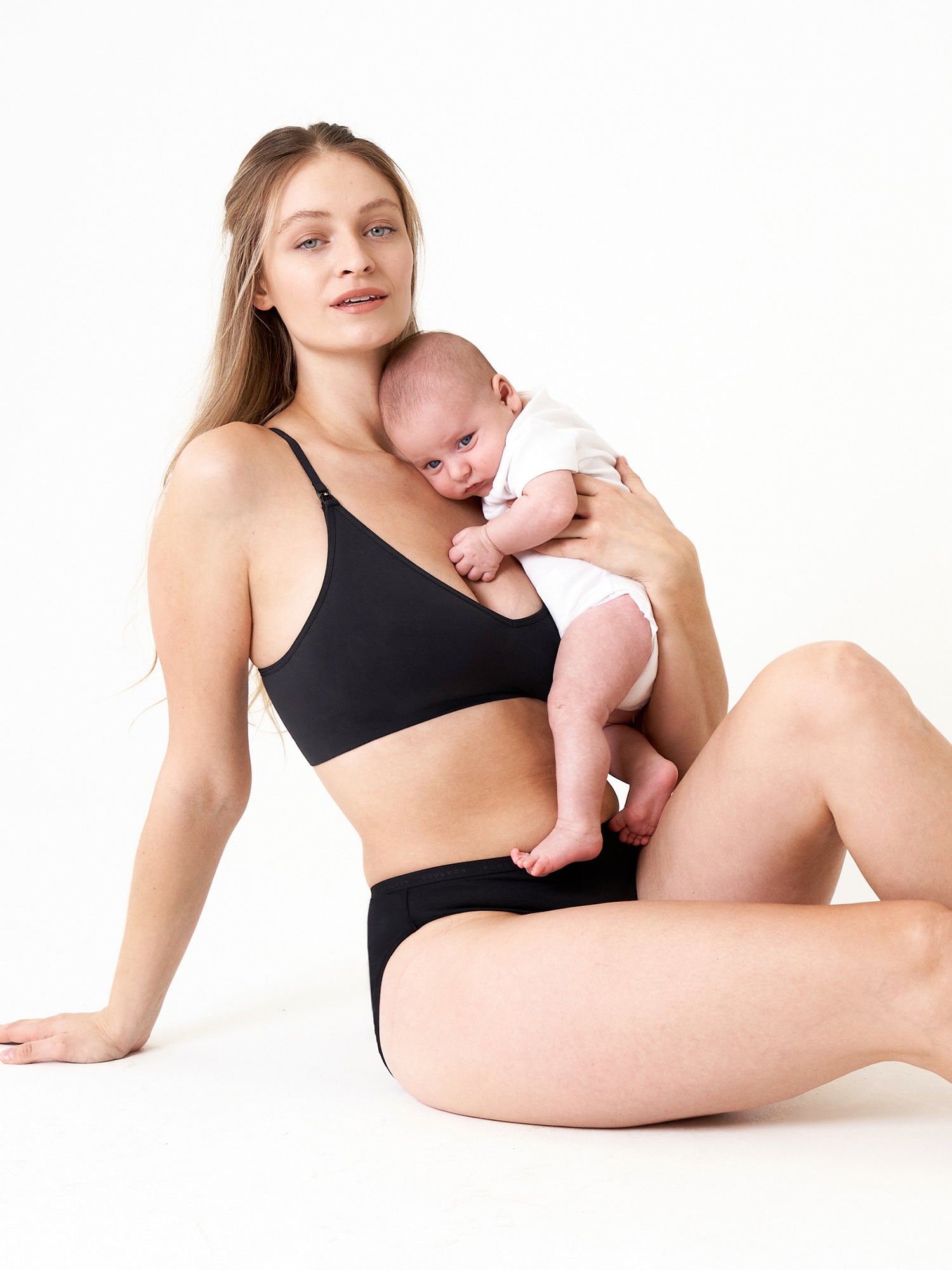 MOMANDA Women's Seamless Soft Knit Nursing Bra Black